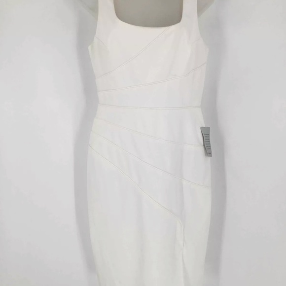 Black Halo Dresses & Skirts - Black Halo Women’s Sleeveless Bodycon Dress